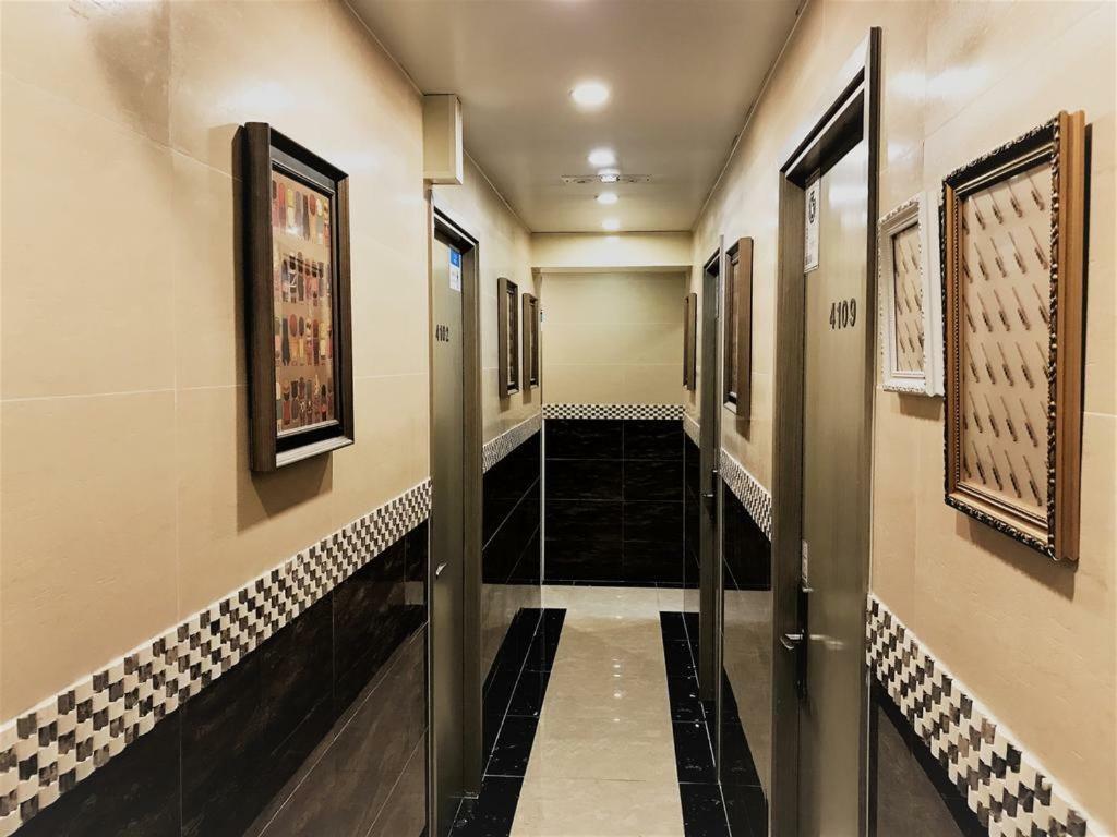 Large Single Room